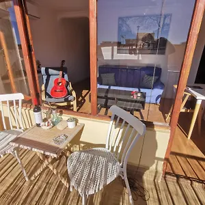 https://el-refugio-de-torrijos.hotelsinnerja.org